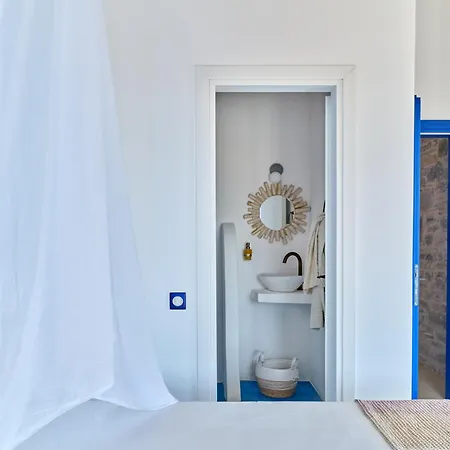Blue & In Luxury Holiday home Parikia (Paros)