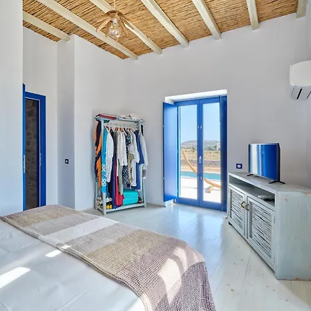 Blue & In Luxury Holiday home Parikia (Paros)